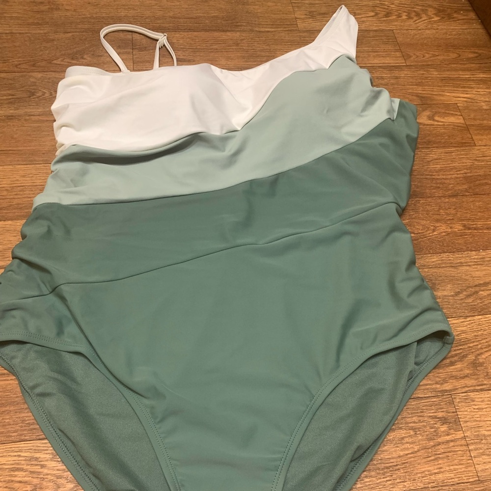 Women’s Carole Hockman Swimsuit Green and White Size XXL NWOT